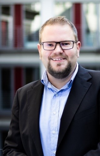 Ass. jur. Christian Lübben, Prokurist der Hans John Versicherungsmakler GmbH