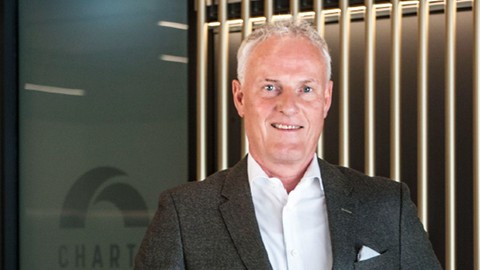 CHARTA und blau direkt vereinbaren strategische Partnerschaft
