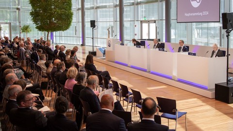 Nürnberger Versicherung: Transformations-Prozess für eine profitable Zukunft