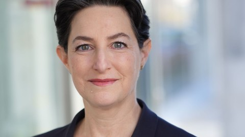 ARAG in Spanien mit neuer CEO Betina Nickel übernimmt von Mariano Rigau