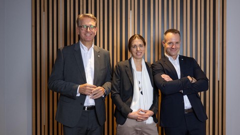 Führungsorganisation erweitert: die Bayerische bestellt Dr. Annika Obermayer und Maximilian Buddecke als Generalbevollmächtigte