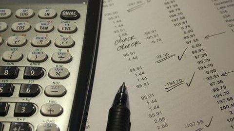Gewinnermittlung leicht gemacht: EÜR für Selbstständige