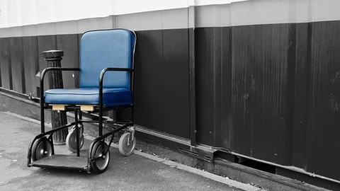 Winnenden: Rollstuhlrampe abgebrannt: Versicherung zahlt nicht - Zeitungsverlag Waiblingen