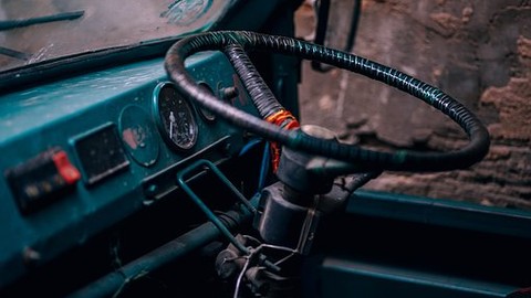 Gewerbeversicherung: Pro Tag werden 71 LKW-Ladungen gestohlen