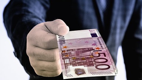 Neuer Paragraf "34k GewO" für Kreditvermittler beschlossen