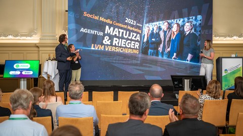 Knackiger Content und gezielte Ansprache: Agenturen von Allianz, LVM und Provinzial für ihr Online-Marketing mit dem OMGV Agentur Award 2023 ausgezeichnet