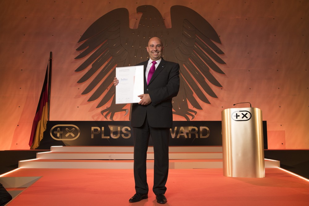 INTER Versicherungsgruppe: Auszeich-nung mit Plus X Award-Gütesiegel 2016 / INTER QualiMed® erhält renommierten Preis in der Kategorie „Leistungsumfang“