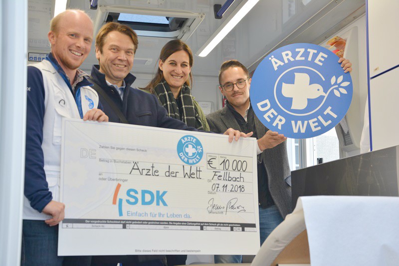 Gesundheit als Herzenssache: Die SDK und ihre Mitglieder spenden 10.000 Euro für Ärzte der Welt