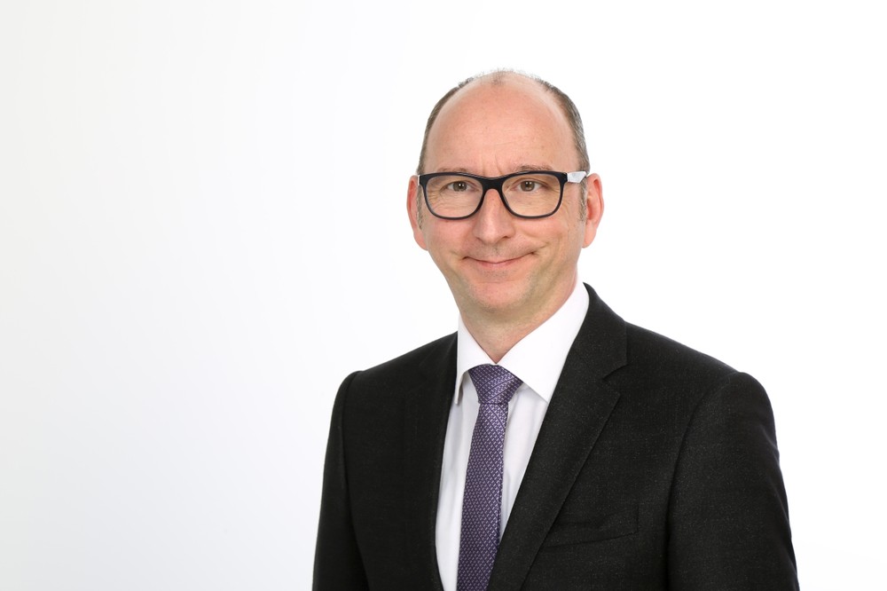 Neuer Versicherungsschutz für Datenschutzbeauftragte von Hiscox - Versicherungsschutz für alle typischen Risiken von Datenschutzbeauftragten / Passgenaue Absicherung durch modularen Aufbau / Schneller Abschluss über Online-Formular möglich