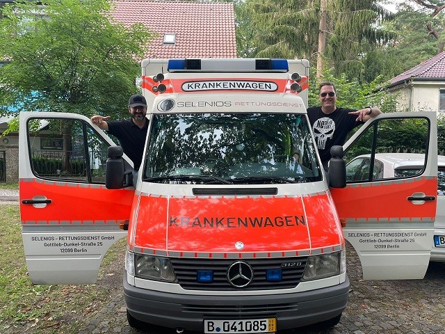 Vermittler und Vorstände der Nürnberger Versicherung spenden 17.000 EUR.