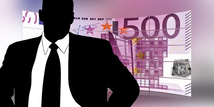 Investoreneinstieg bei Pools: Aus Sicht von Maklern ein Risiko