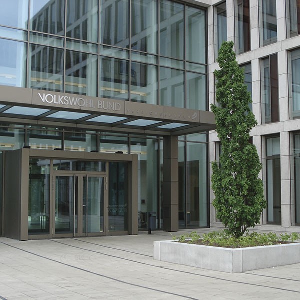 VOLKSWOHL BUND Lebensversicherung a.G.: Fitch-Ratings bestätigt Finanzstärkerating „A“ (stark) und verbessert den Ausblick auf „stabil“