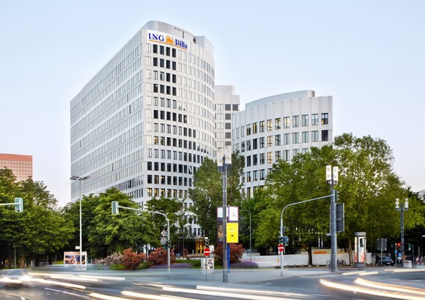 Seriensieger: Die ING-DiBa ist zum zehnten Mal in Folge Deutschlands „Beliebteste Bank“ / Titelverteidigung auch als „Beste Bank“ in Deutschlands größtem Bankentest von „€uro“